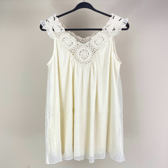 NEW | ADIVA sleeveless top accented with crochet lace - SZ M - Picture 11 of 11